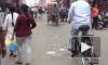 Террористы расстреляли толпу на базаре в Индии