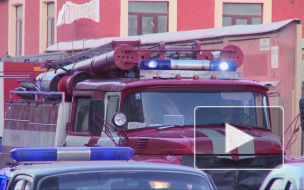 Спасателям понадобился час, чтобы ликвидировать пожар на канале Грибоедова, 12 человек эвакуировали