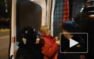 Задержанных на акции в Петербурге коммунистов отпустили без протоколов