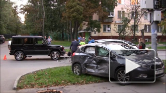 В Москве очередной Гелендваген попал в аварию 