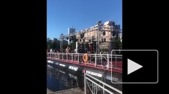 В Петербурге задержали около десятка человек за инсценировку боя во время пандемии