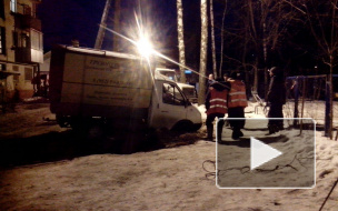 Смоленские недра хотели поглотить "Газель" 