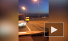 Видео: во Владивостоке несколько человек прикинулись автобусом, чтобы перейти Золотой мост