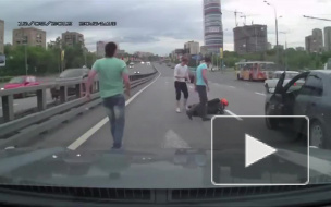 В Москве задержан водитель, впечатавший байкера в отбойник