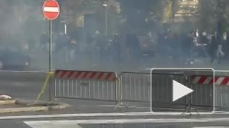 Фанаты "Ромы" напали на автобус с игроками