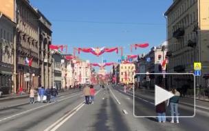 Невский проспект 9 мая перекрыли от Садовой до Дворцового проезда