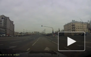 Московский водитель выехал наперерез президентскому кортежу