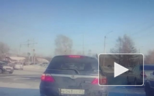 Появилось видео глупой аварии в Комсомольске-на-Амуре