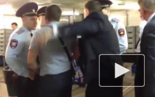 Пьяный немец ударил челябинского полицейского в лицо