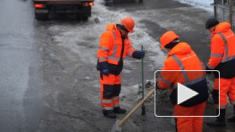 Убийственное видео: На Кутузовском проспекте водитель задавил четырёх рабочих