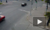 Трагическую гибель скутериста на Васильевском зафиксировала камера наблюдения