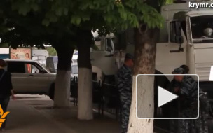 Центр Симферополя в «оцеплении» ОМОНа