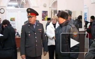Избирательные участки Петербурга проверяют собаки и полиция