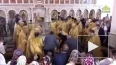 Патриарх Кирилл упал во время богослужения в Новороссийс...