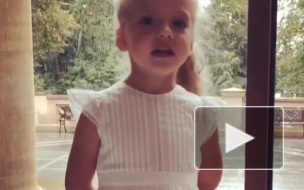 Лиза Галкина продекламировала лирическое стихотворение про осень