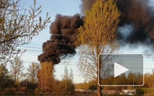 На Бокситогорской улице полыхали покрышки 