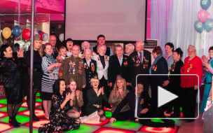  Ветеранов из Нижневартовска поздравили в скандальном стриптиз-клубе