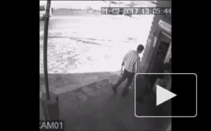 Сходили за хлебушком.