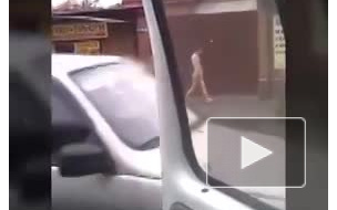 По улицам Владикавказа прогуливался голый мужчина (видео)