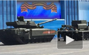 Танк "Армата" сломался на репетиции парада на Красной площади. Интернет-пользователи протроллили недоразумение