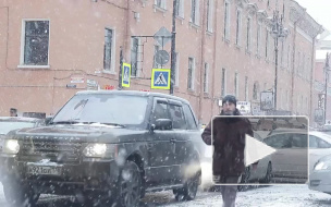 На Английском проспекте Hyundai Solaris сбил девочку на пешеходном переходе