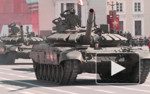 В Санкт-Петербурге празднуют 70-летие Великой Победы – прошли военные парады