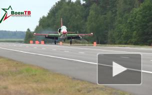 Белорусские летчики посадили на трассу М1 военные самолеты