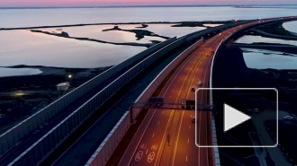 В первом поезде по Крымскому мосту проедут более 600 человек