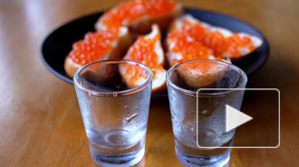 Суд подтвердил право России на бренд водки "Столичная"