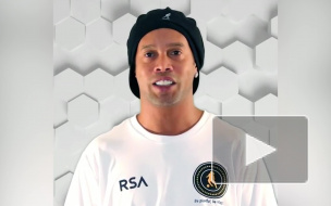 Роналдиньо подозревают в использовании фальшивого паспорта