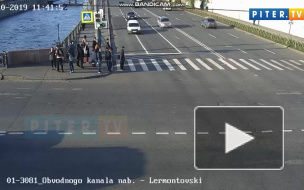Водителя, влетевшего в пешеходов на Обводном канале, заключат под стражу 