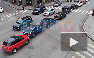 На перекрестке улицы Профессора Попова и Каменноостровского проспекта произошло тройное ДТП