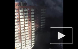 Появилось видео пожара на стройке в Красноярске, снятое соседями