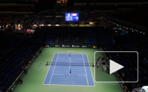 75-летний теннисист обвинен в тройном изнасиловании