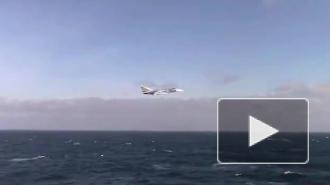 В сети появилось видео полета Су-24 вблизи эсминца ВМС США "Дональд Кук"