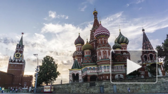 В Москве приостановят работу всех магазинов, кроме продуктовых и аптек