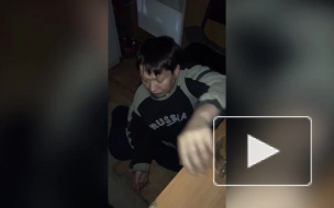 На ж/д станции "Обухово" водители стояли 40 минут из-за сотрудницы, забывшей открыть шлагбаум