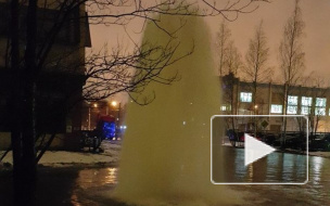 Появилось эпичное видео фонтана на Полевой Сабировской