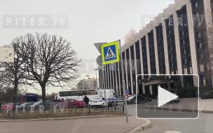 Напавшего с ножом на отца и сына у гостиницы "Пулковская" мужчину поймали в Карелии