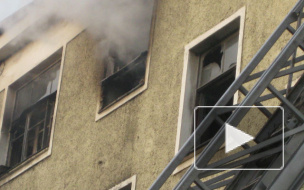 В Невском районе горели трехкомнатная и пятикомнатная квартиры
