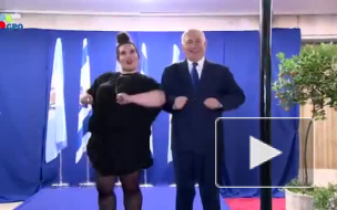Премьер-министр Израиля станцевал "танец курочки" с Неттой Барзилай