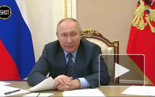 Путин поручил провести индексацию зарплат бюджетников в январе