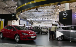 Продажи легковых автомобилей в России упадут на 30 процентов