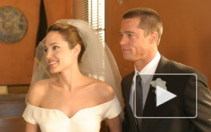 Свадьба Джоли и Питта,  фото которой попали в СМИ, прошла без отца Анджелины 