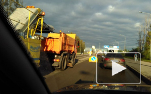 Пробка на Софийской улице в Колпино ненадолго рассосалась