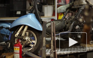 Под Петербургом скутер столкнулся с полицейской машиной