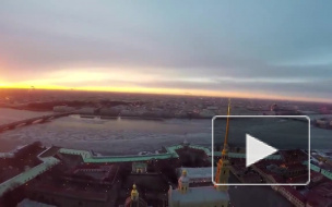 Незаконно уничтоженную скульптуру с фасада на Кирочной улице восстановят