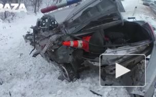 В Ставропольском крае грузовик снес машину ДПС с двумя полицейскими