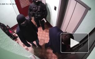 Домой к Любови Соболь пришли полицейские с обысками 
