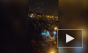 Видео: на Воскресенской набережной из-за ветра упала ёлка 